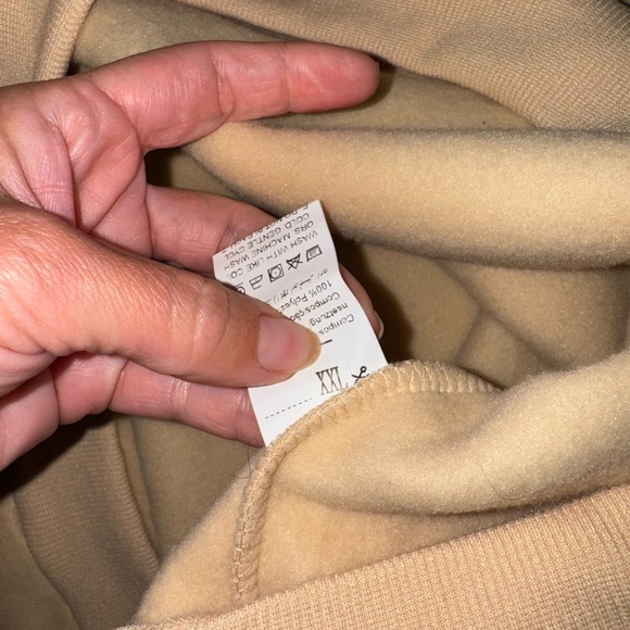 T.S. 1989 Graphic Tan Sweatshirt - Picture 5 of 7